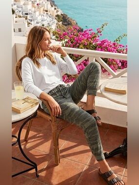 Splendid Grey Camo Lounge Pants | Supersoft Travel Joggers w/ Pockets Drawstring